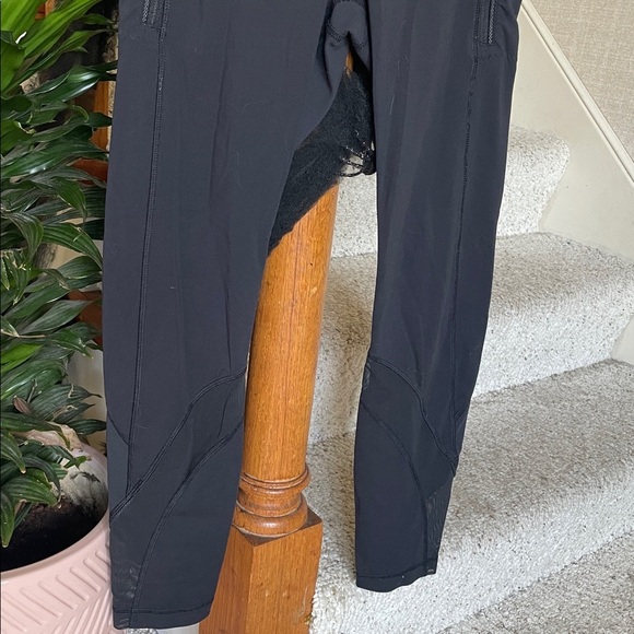 Lululemon Black and Yellow Colorblock Leggings - Picture 3 of 10